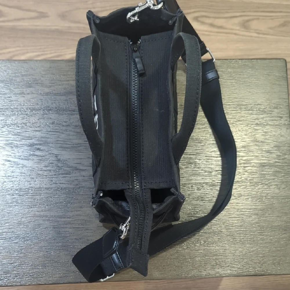 Marc Jacobs Black Mini Tote Bag - Picture 4 of 5